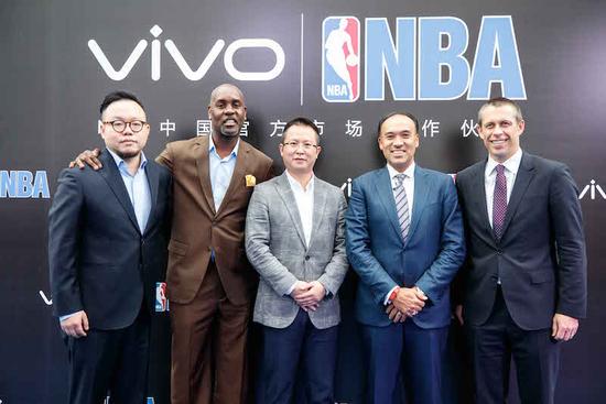 vivo与NBA签约仪式