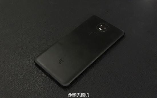 4b4e0215-25aa-422c-b999-474c26fb7d81.jpg