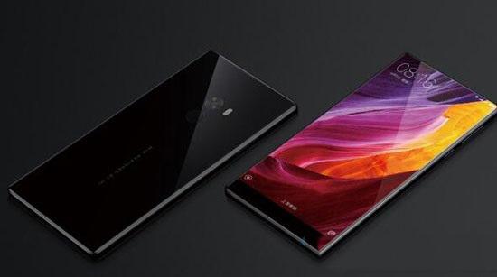 手柄是亮点 富士正式发布无反相机X-T2-IT168