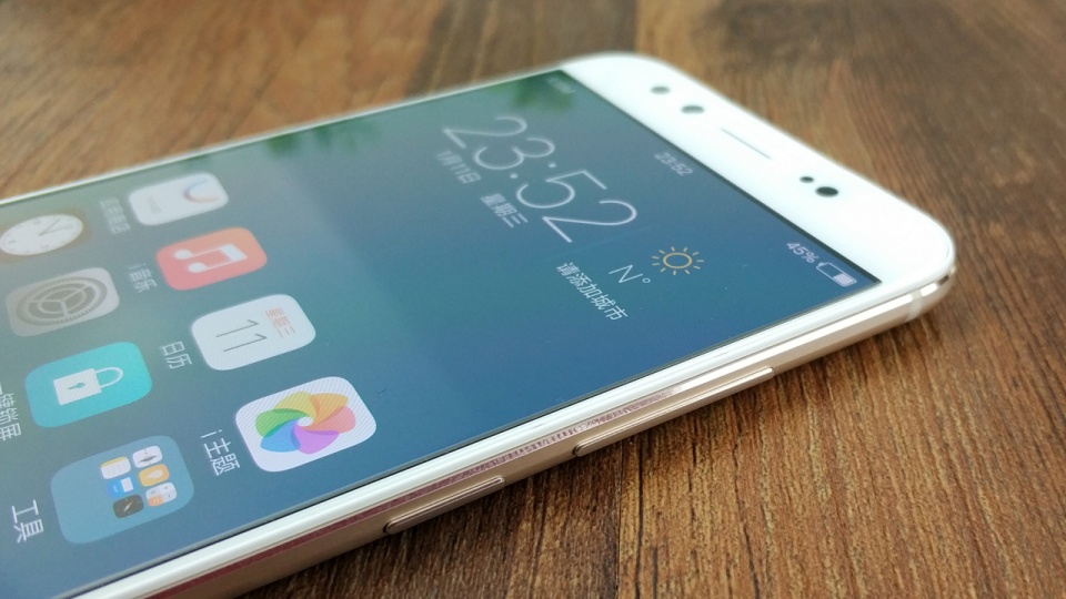 vivo X9s开箱图赏:第5代康宁大猩猩玻璃,新增息