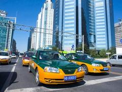 北京出租车油改电即将推行 年底前至少换掉一万辆