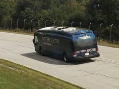 1771公里！这辆车打破了电动汽车单次充电续航里程记录